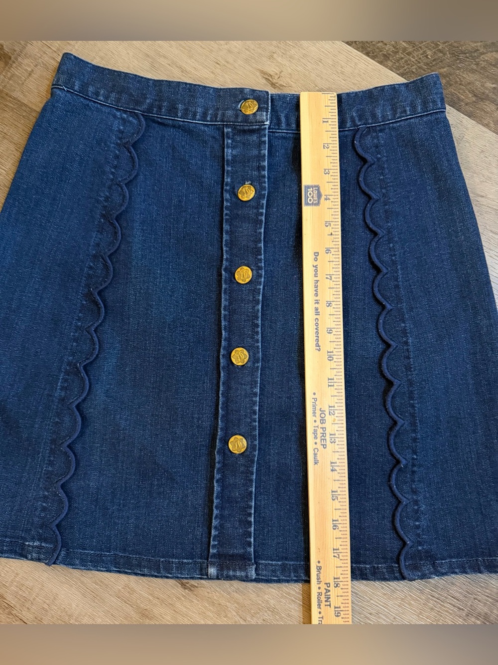 Draper James Blue Jean Denim Skirt  Scalloped & Button Details Size 8 - Picture 11 of 14
